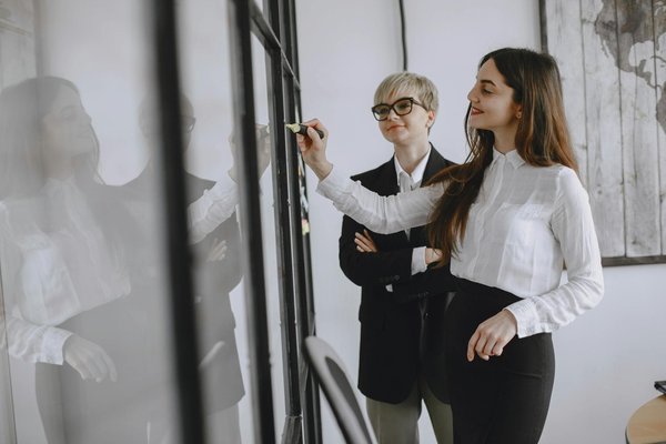 Mastering tiktok: innovative tactics for uk custom apparel brands to highlight their personalization journey